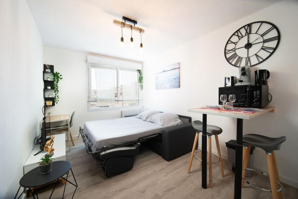 Fully Equipped Apartment St Charles Train Station Marseille Eksteriør billede