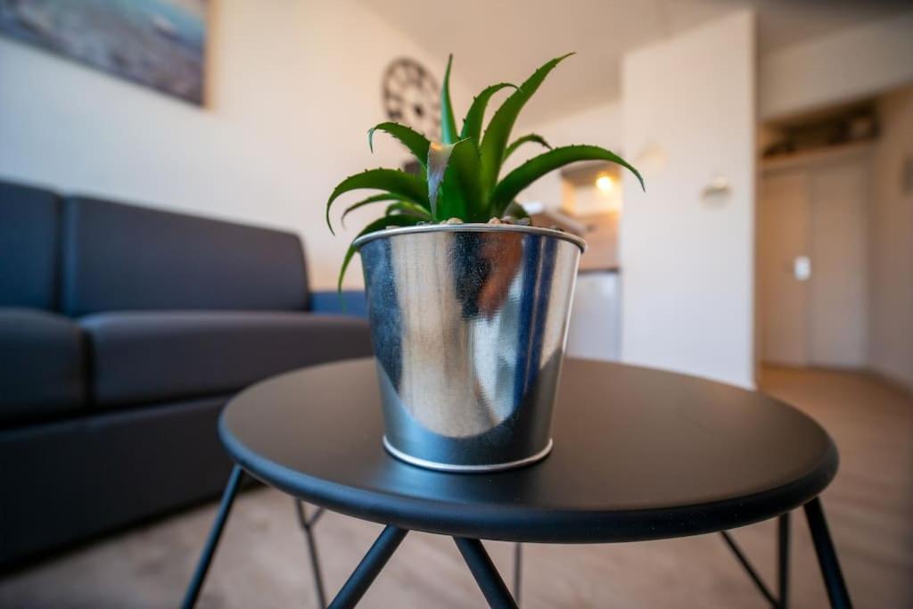Fully Equipped Apartment St Charles Train Station Marseille Eksteriør billede